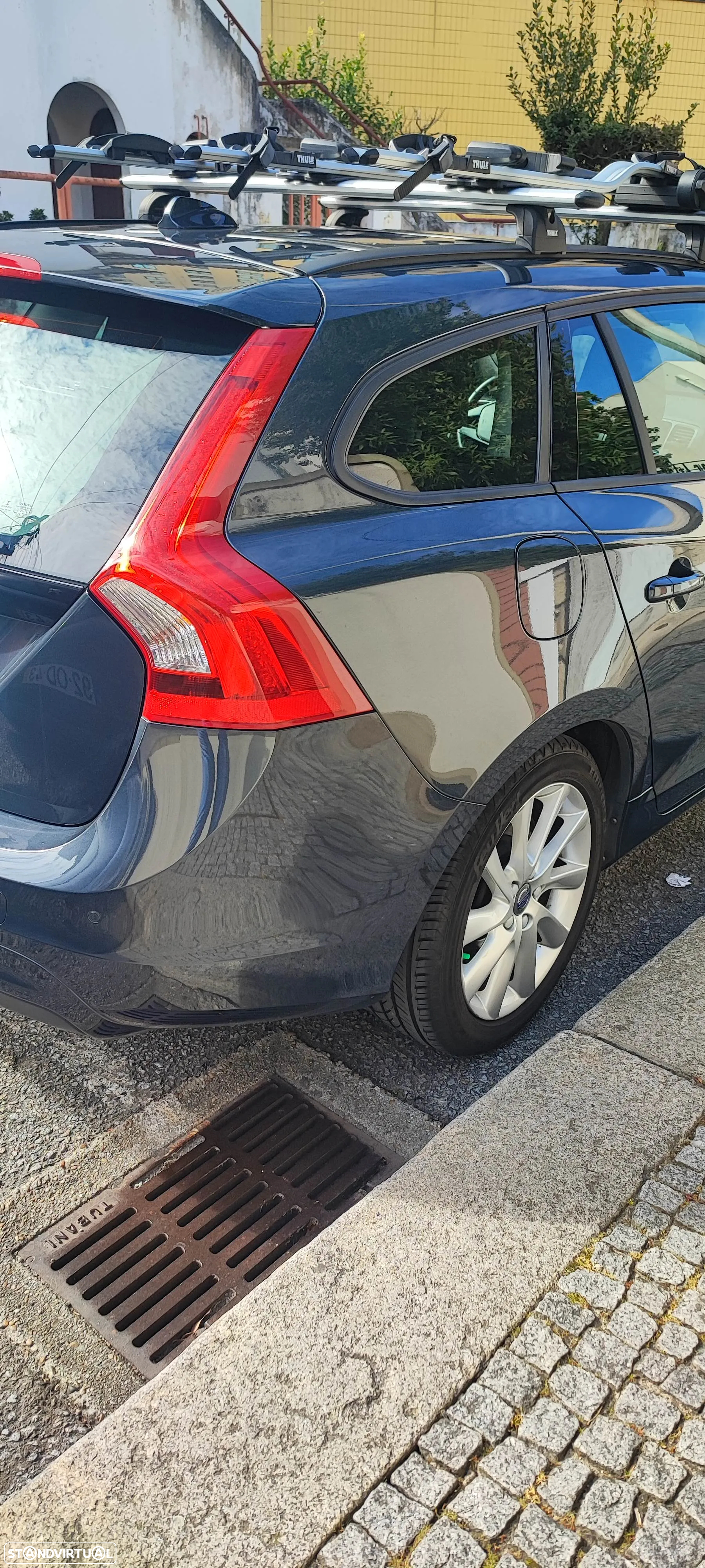 Volvo V60 2.0 D2 Kinetic - 12