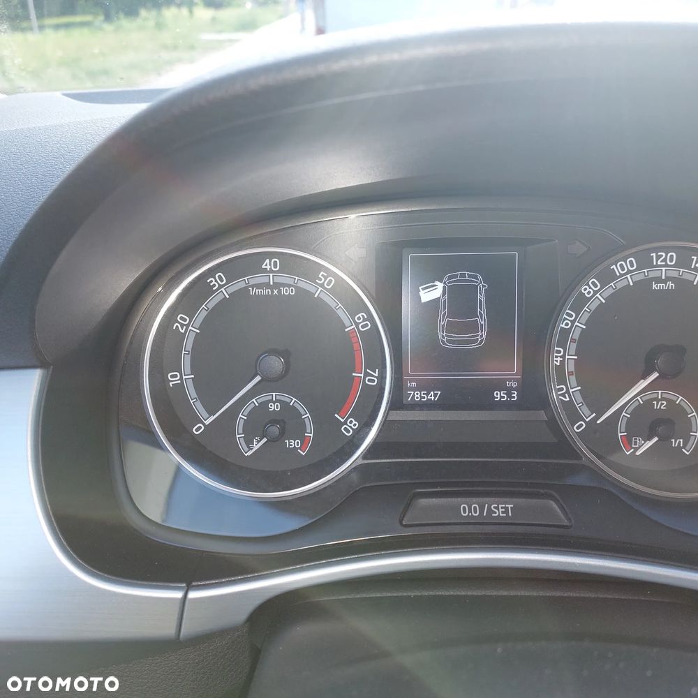 Skoda Fabia 1.0 Ambition - 9