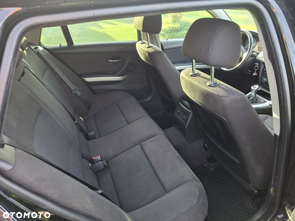 BMW Seria 3 - 9
