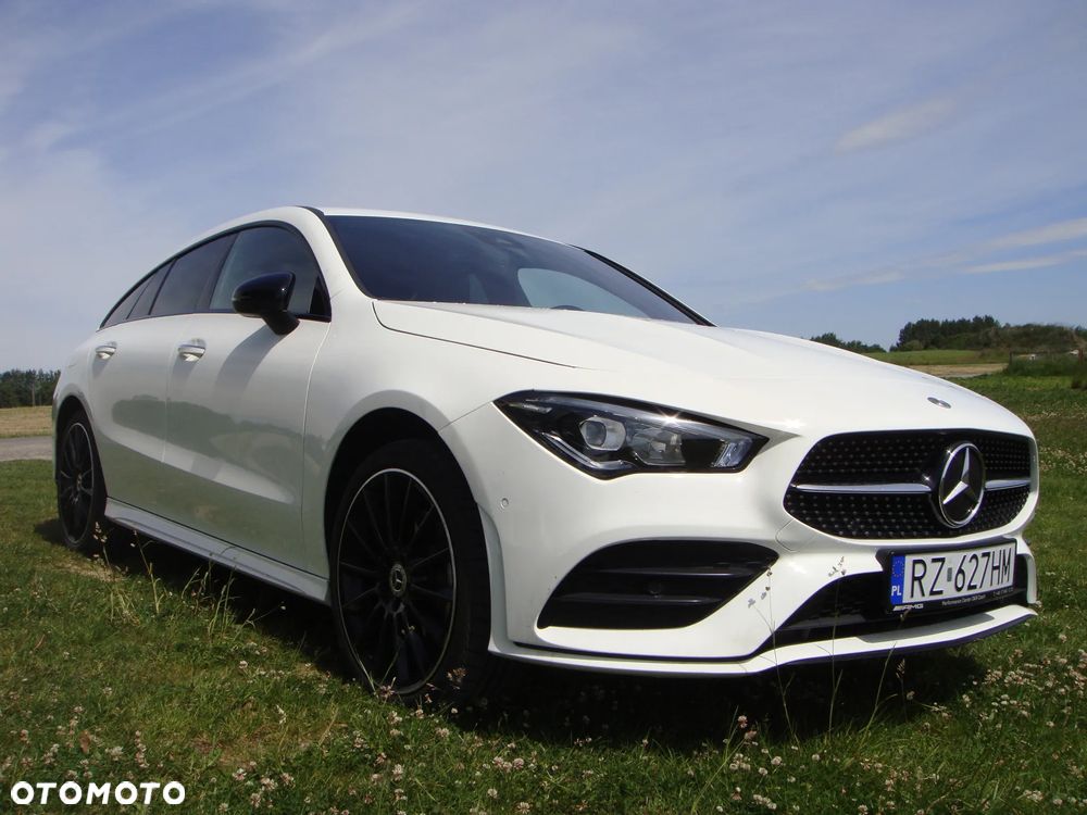 Mercedes-Benz CLA 250 e 8G-DCT AMG Line - 1