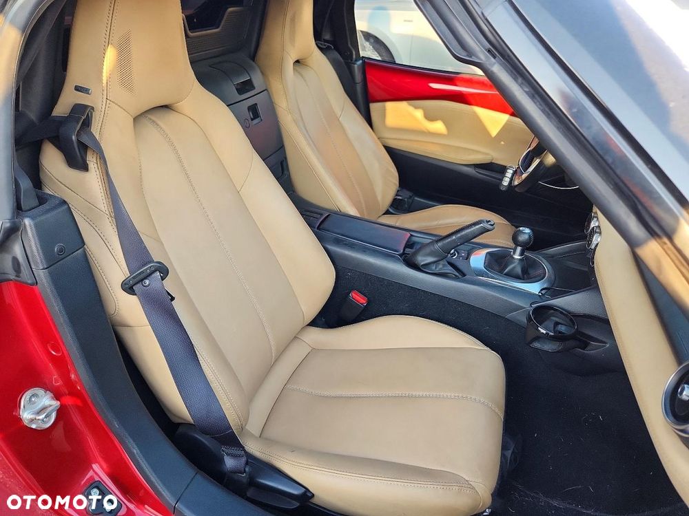 Mazda MX-5 SKYACTIV-G 184 Signature - 9