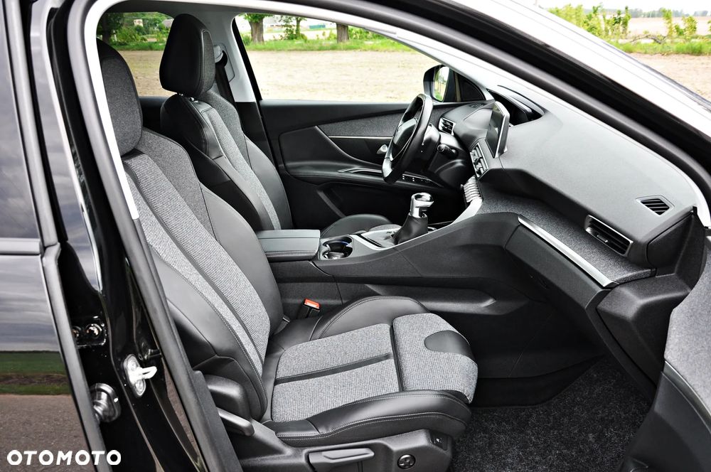 Peugeot 3008 2.0 HDi Allure - 18
