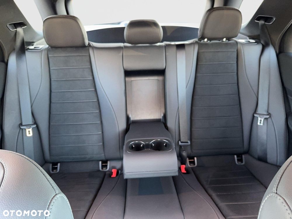 Mercedes-Benz GLE - 11