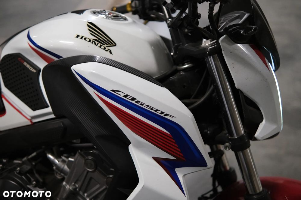 Honda CB - 9