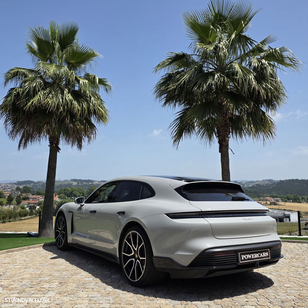 Porsche Taycan Sport Turismo - 8