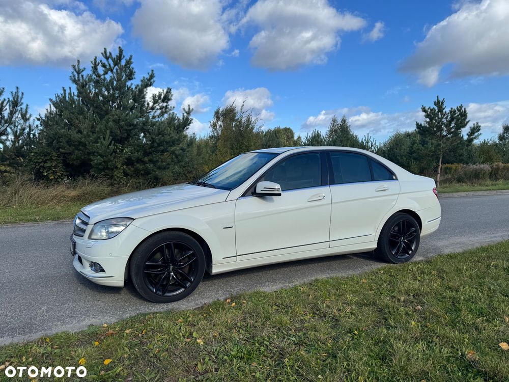 Mercedes-Benz Klasa C 320 CDI Avantgarde 4-Matic - 3