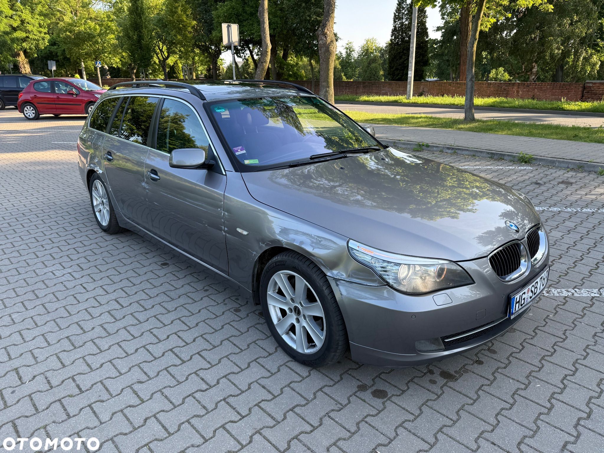 BMW Seria 5 525xd Touring - 1