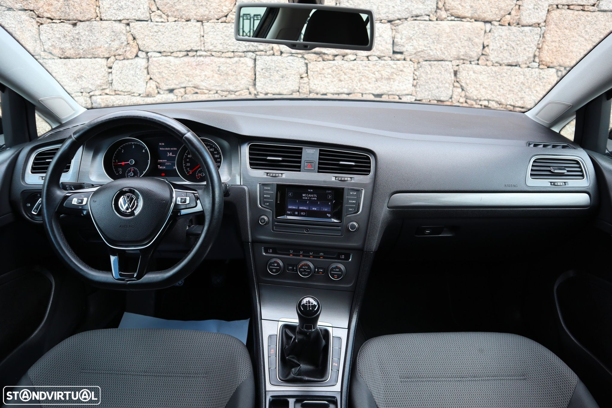 VW Golf - 2