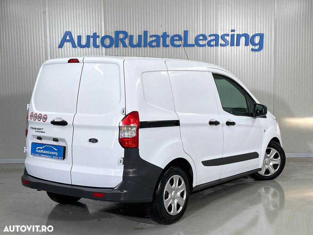 Ford Transit Courier - 3