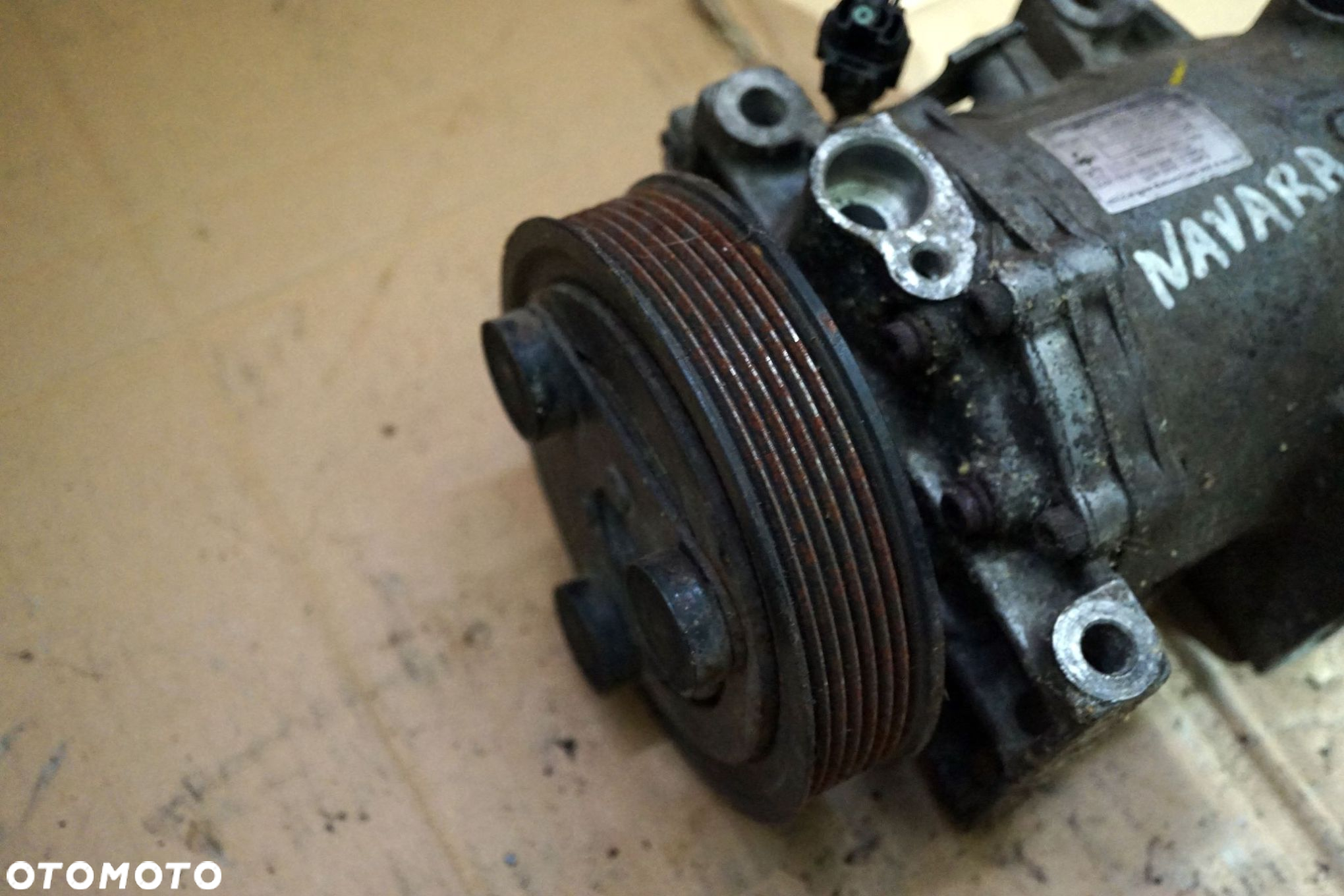 KOMPRESOR KLIMATYZACJI SPRĘŻARKA NAVARA III D40 2.5 DCI 92600-EB40E NISSAN 2005-2010 - 2