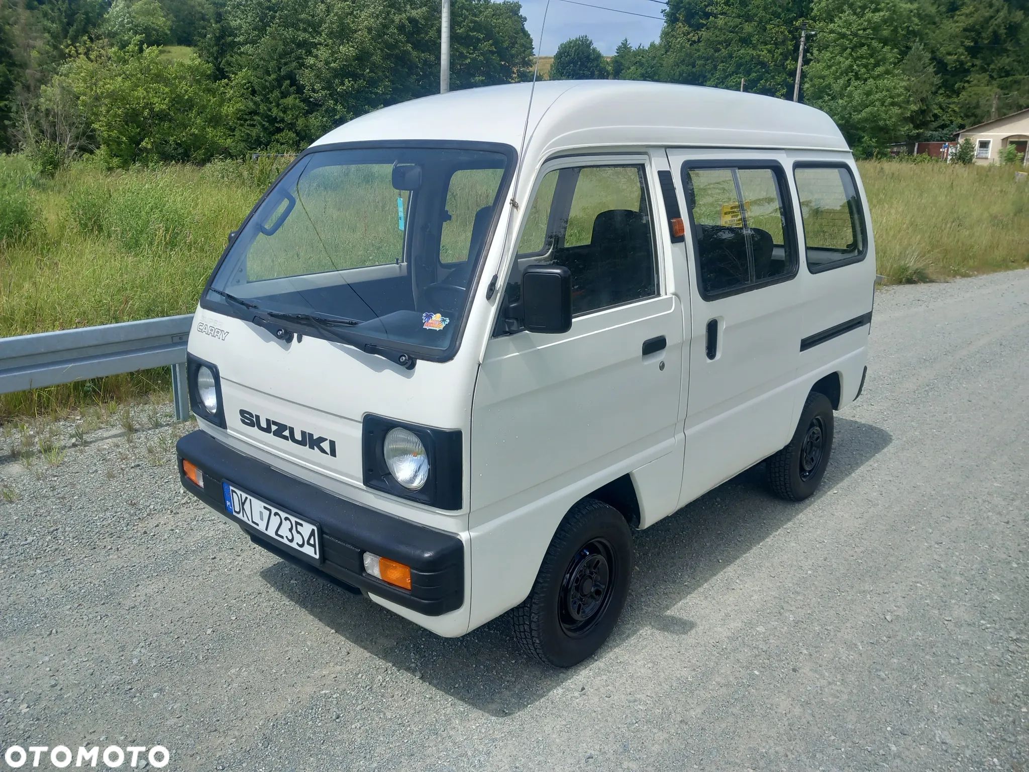 Suzuki Carry - 1