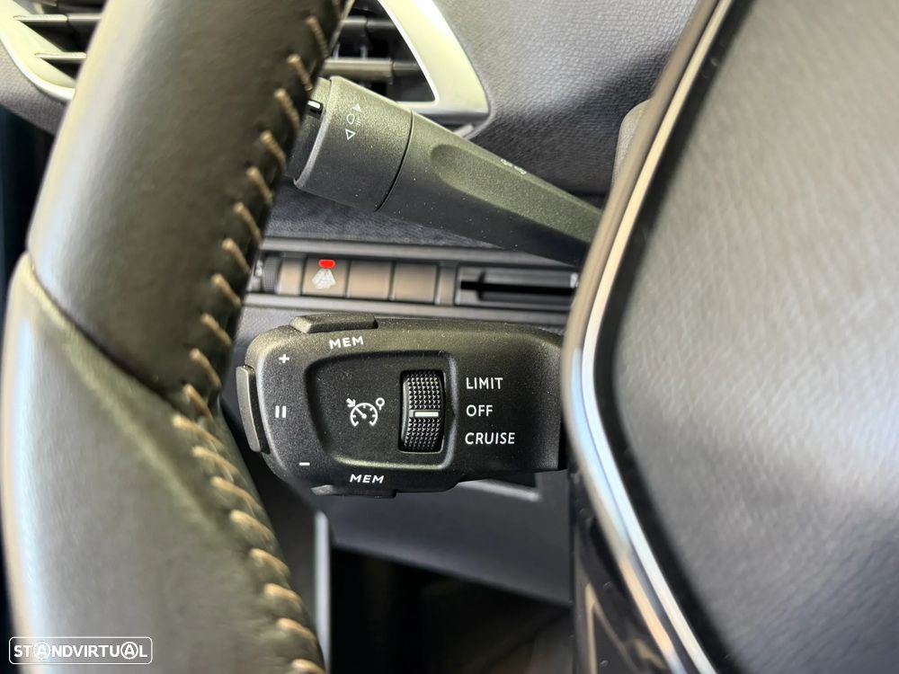 Peugeot 3008 1.5 BlueHDi Active - 24
