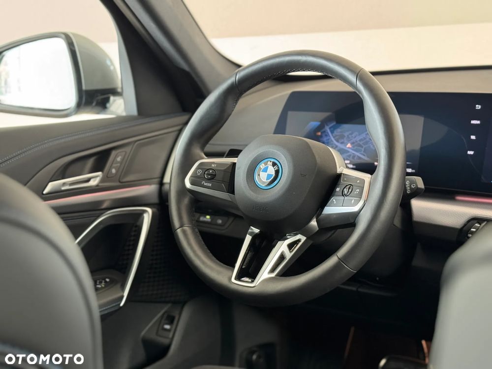 BMW iX1 eDrive20 66.5kWh M Sport Edition - 8