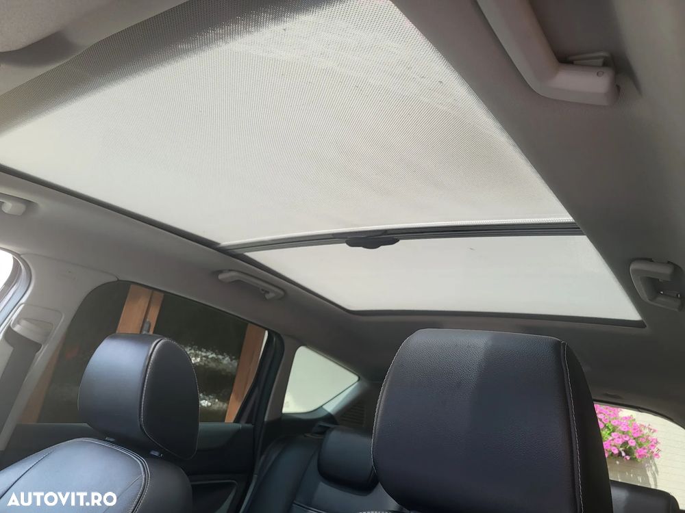 Ford Kuga - 15