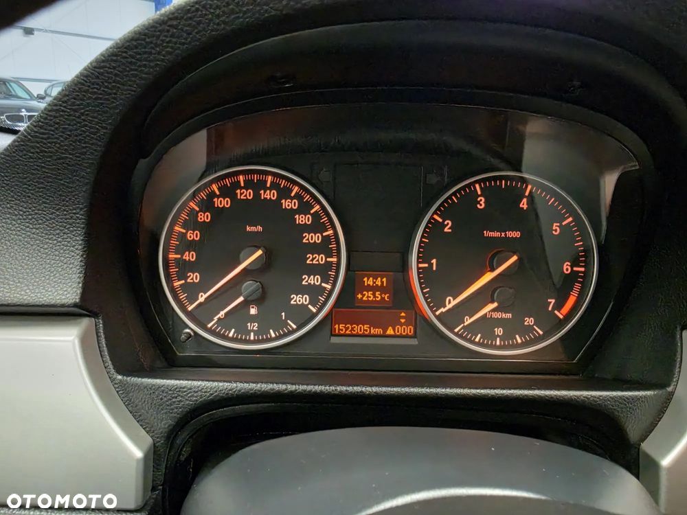 BMW Seria 3 318i Edition Lifestyle - 31