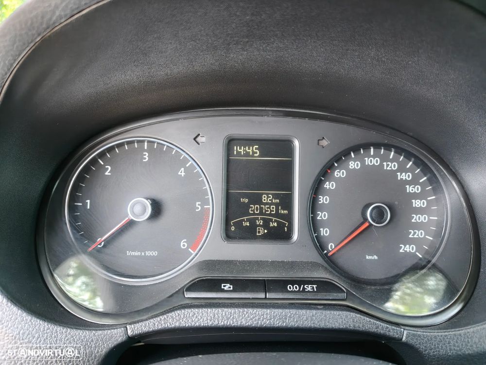 VW POLO - 8