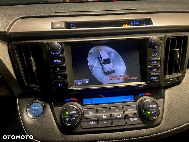 Toyota RAV4 - 9
