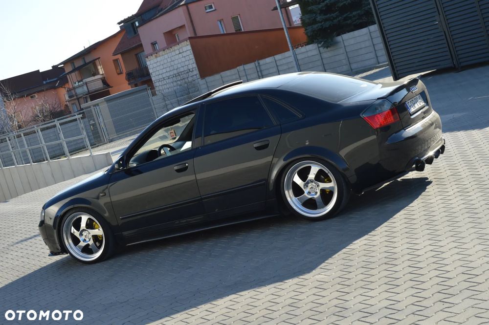 Audi A4 ver-1-8t - 27