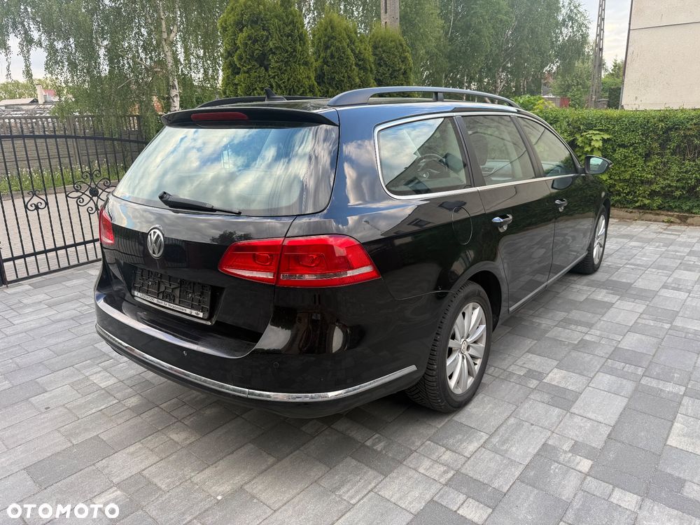 Volkswagen Passat - 8