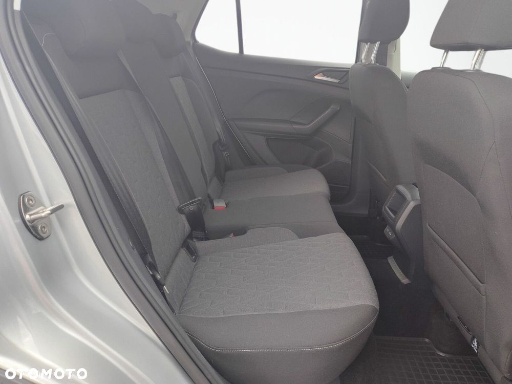 Volkswagen T-Cross - 15