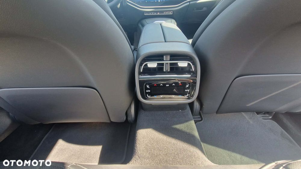 Mercedes-Benz Klasa E - 20