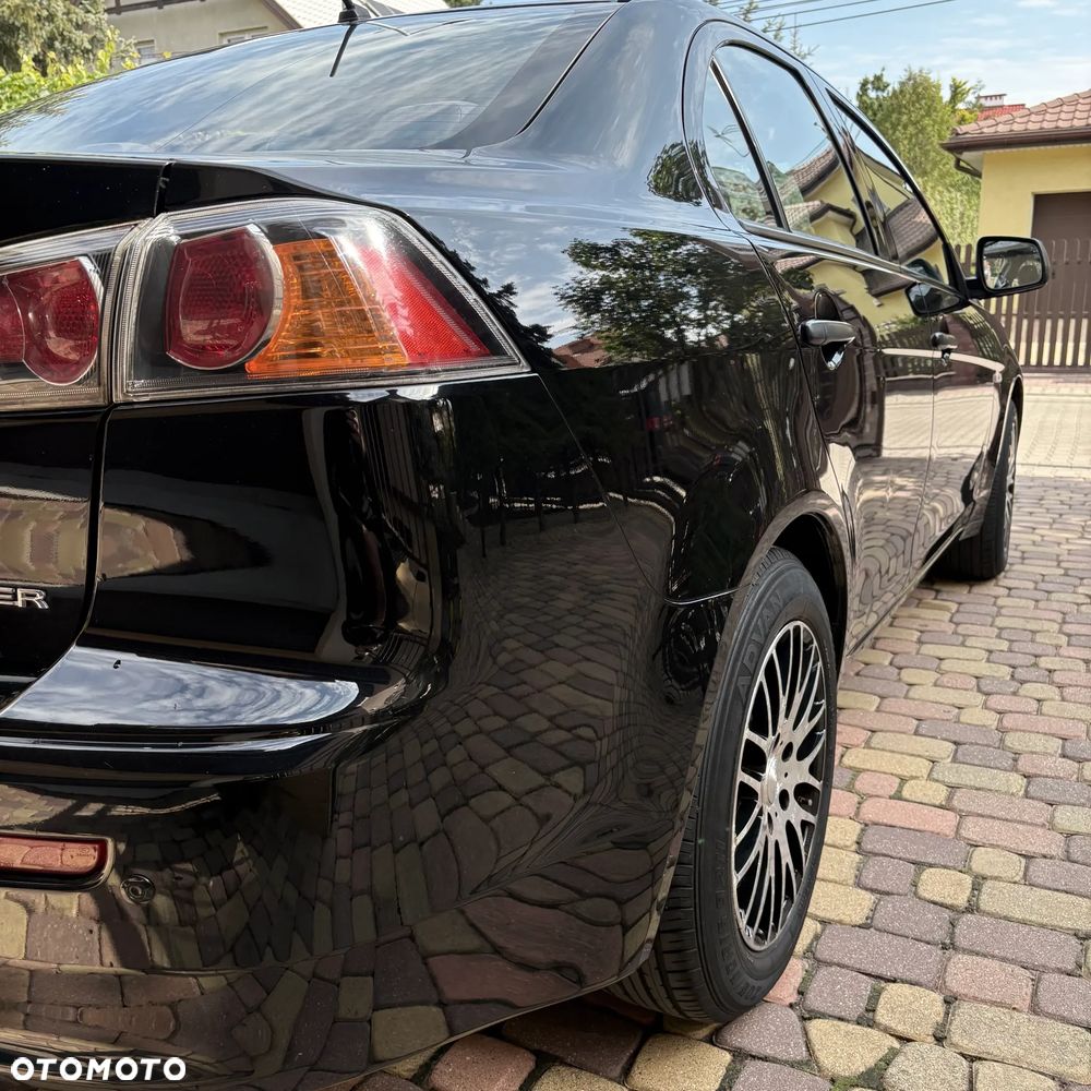 Mitsubishi Lancer 1.6 Inform - 8