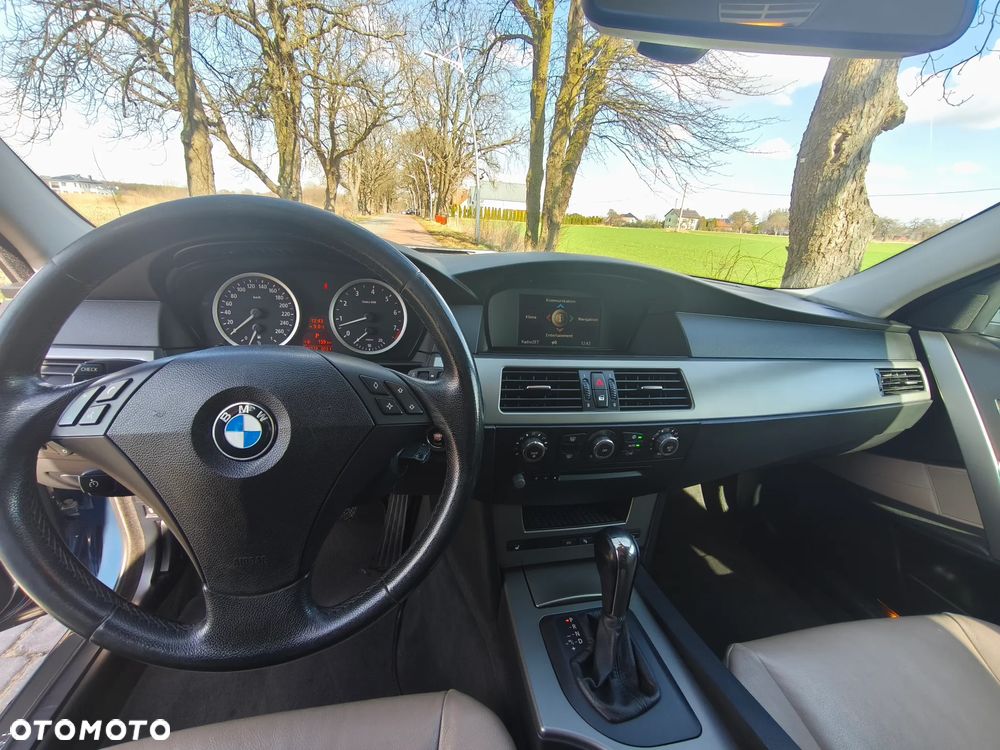 BMW Seria 5 - 28