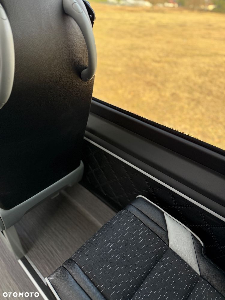 Mercedes-Benz Sprinter 517 - 24