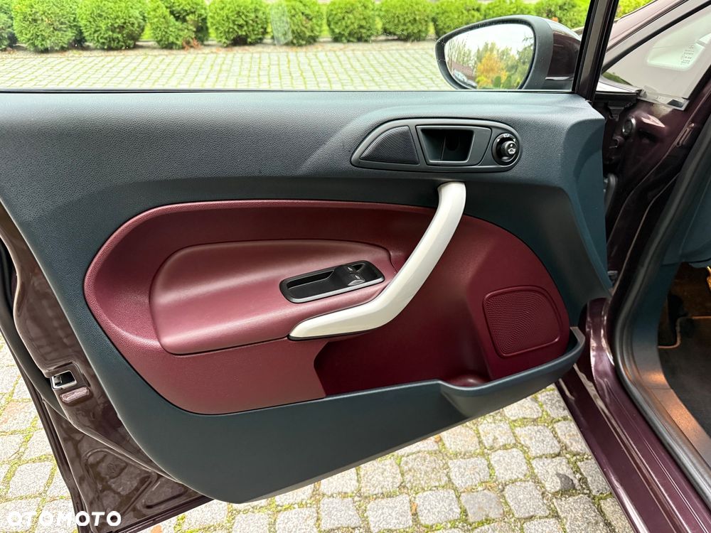 Ford Fiesta 1.6 TDCi Platinium X - 13