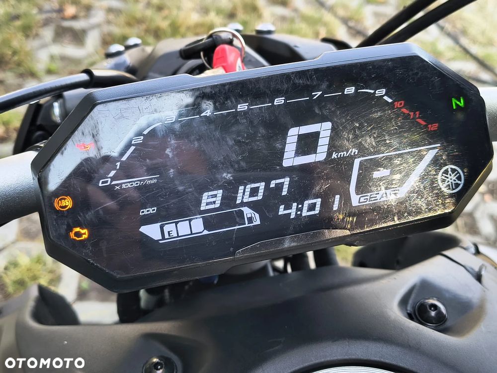 Yamaha MT - 5