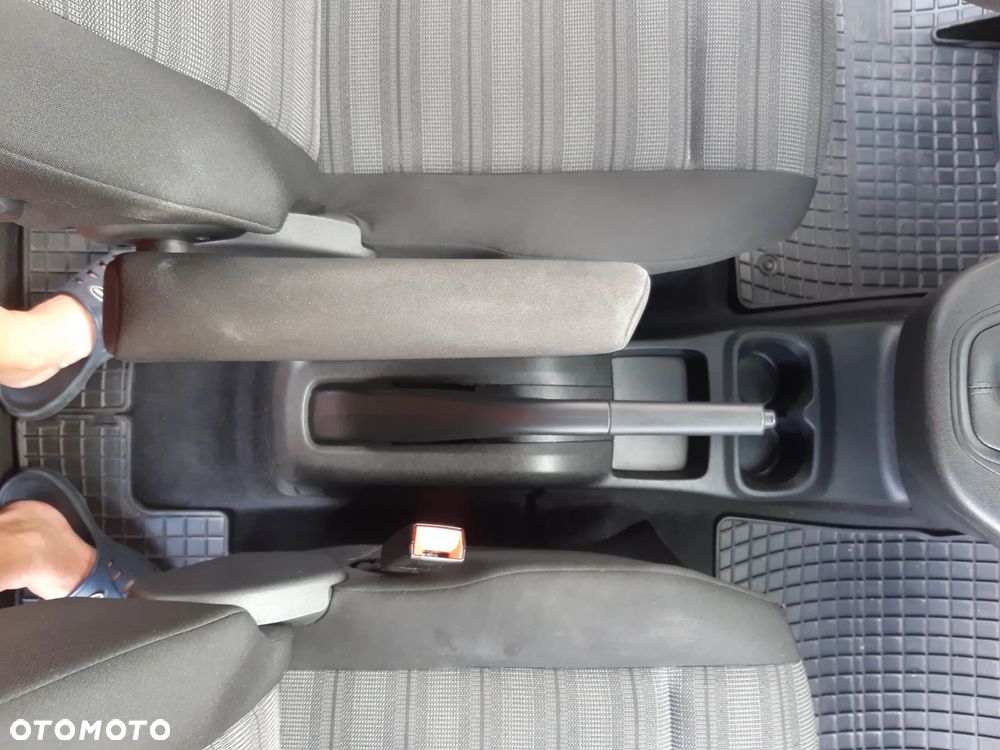 Opel Combo Life 1.2 Turbo Start/Stop - 31