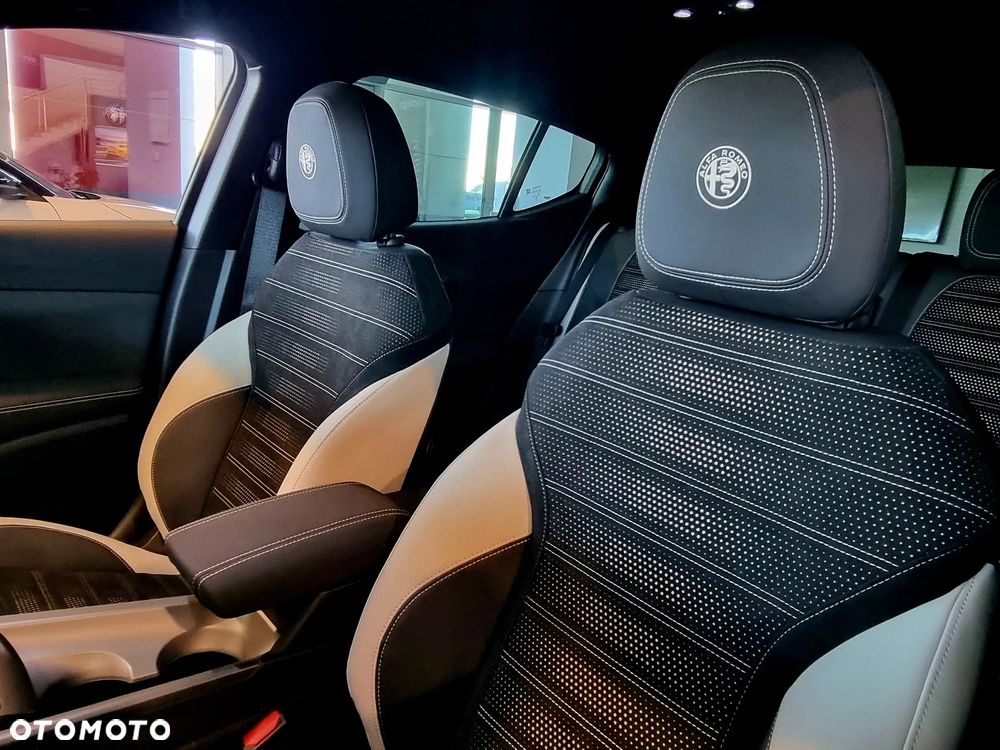Alfa Romeo Tonale 1.5 T4 GSE mHEV Sport Speciale DCT - 8