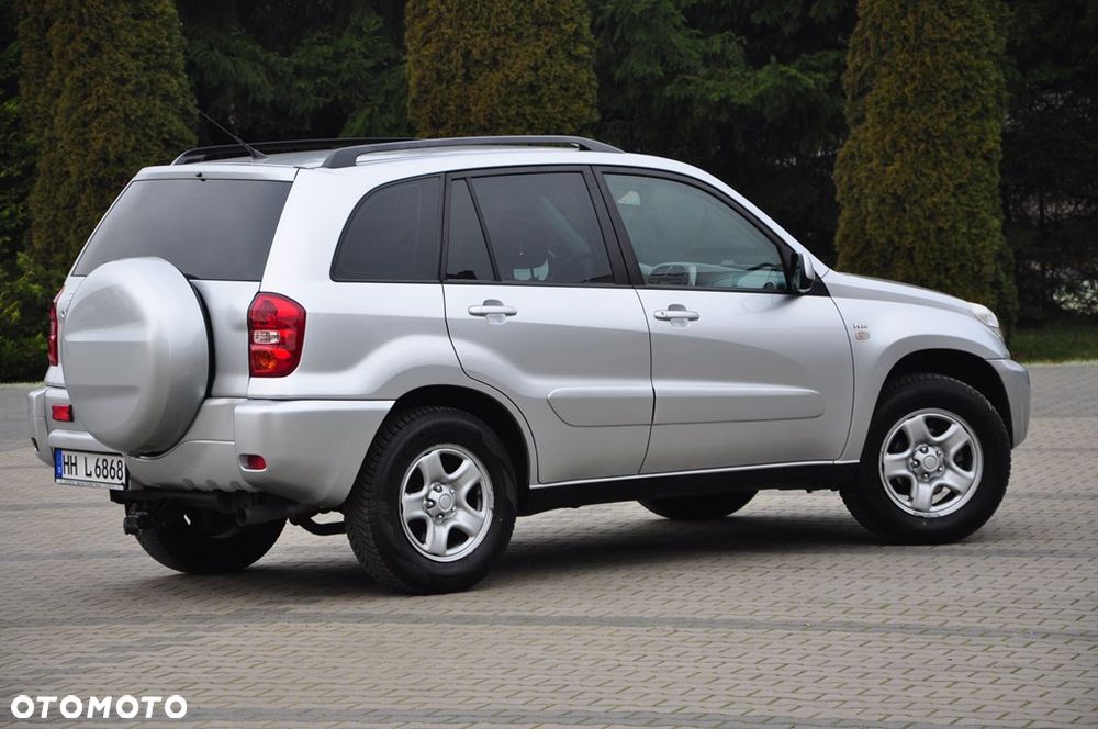 Toyota RAV4 1.8 VVT-i 4x2 - 16