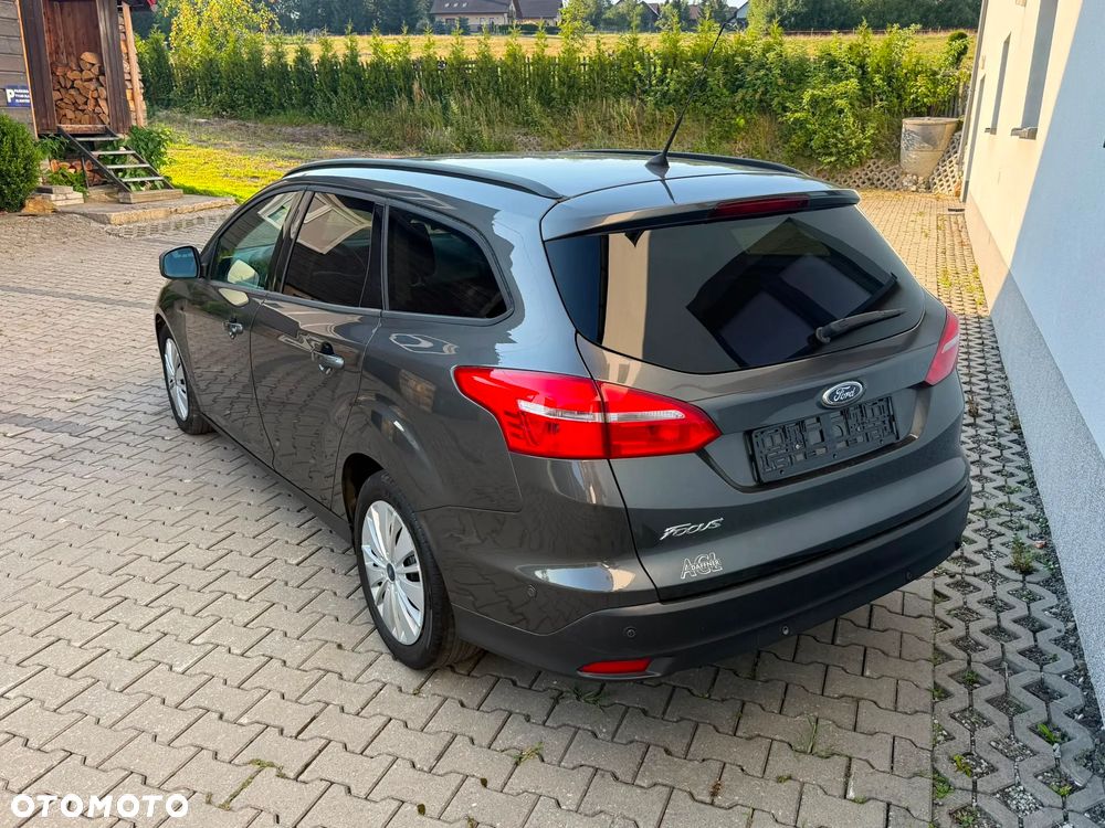Ford Focus - 5