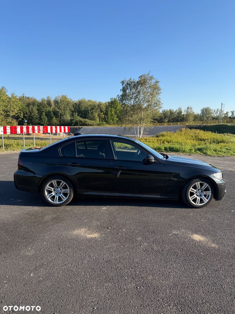 BMW Seria 3 320i - 5
