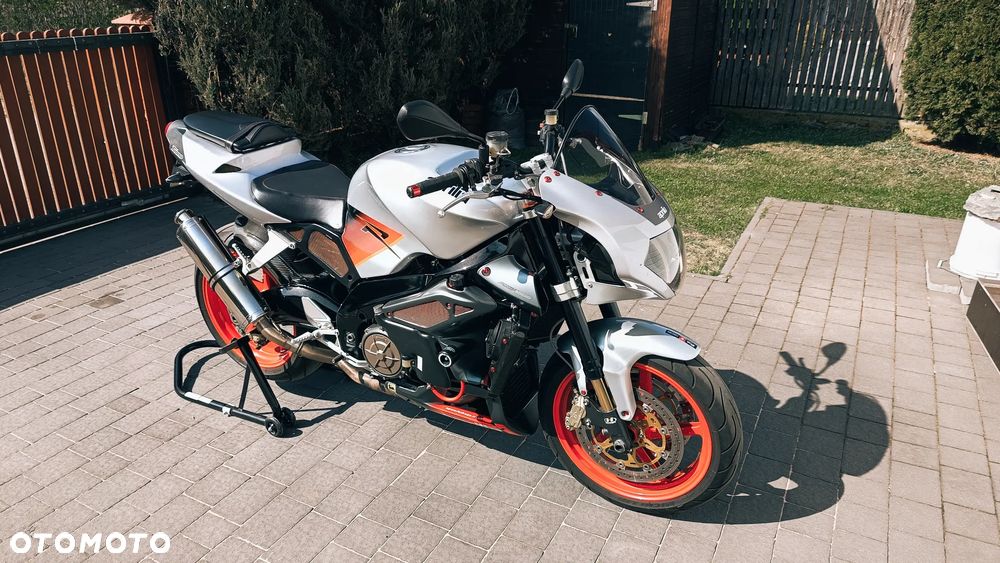 Aprilia Tuono - 13
