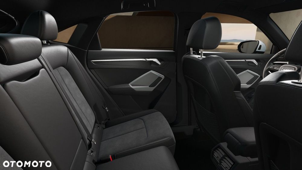 Audi Q3 Sportback - 11