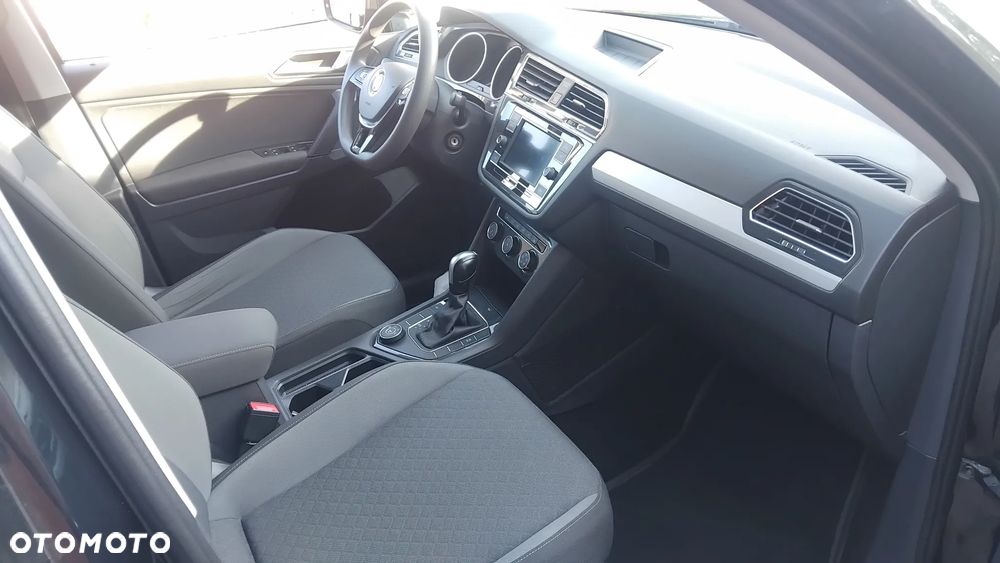 Volkswagen Tiguan - 6
