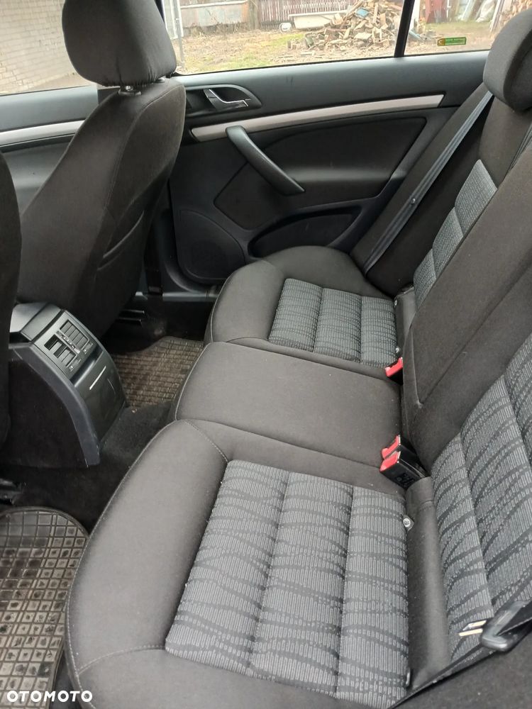 Skoda Octavia 1.6 TDI Elegance - 6