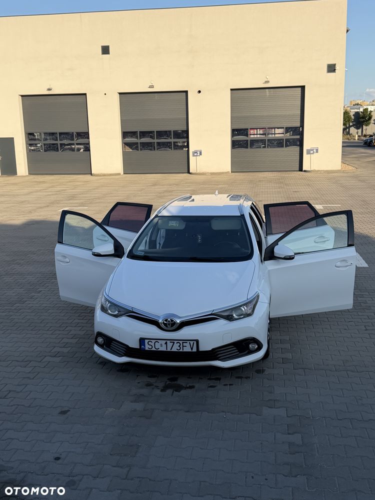Toyota Auris - 8