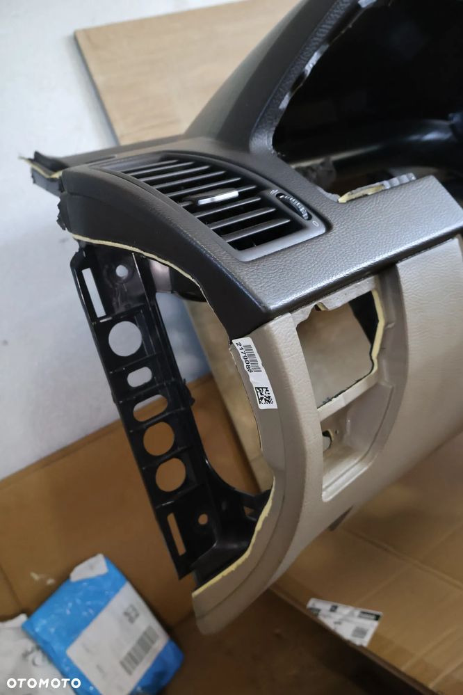 VOLVO XC90 I LIFT DESKA ROZDZIALCZA KONSOLA KOKPIT OAK BEŻOWA EUR 06-14 - 17