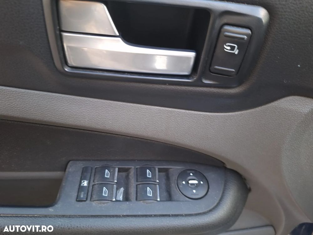 Ford Focus 1.6 TDCI 90 CP Trend - 9