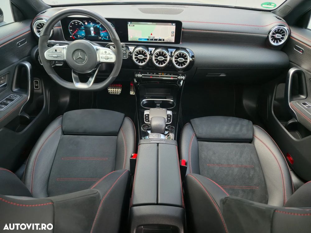 Mercedes-Benz CLA 220 4Matic 8G-DCT AMG Line Advanced Plus - 26