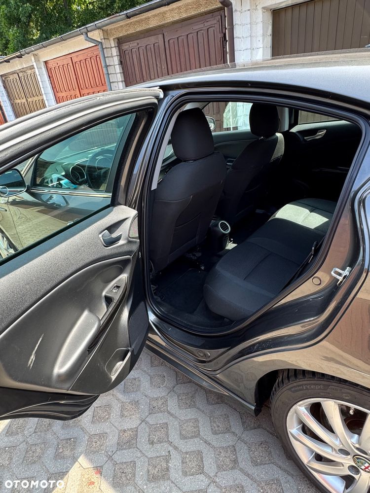 Alfa Romeo Giulietta 1.4 TB 16V Multiair - 6