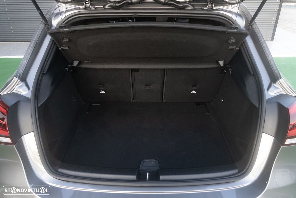 Mercedes-Benz A 180 d AMG Line Aut. - 23