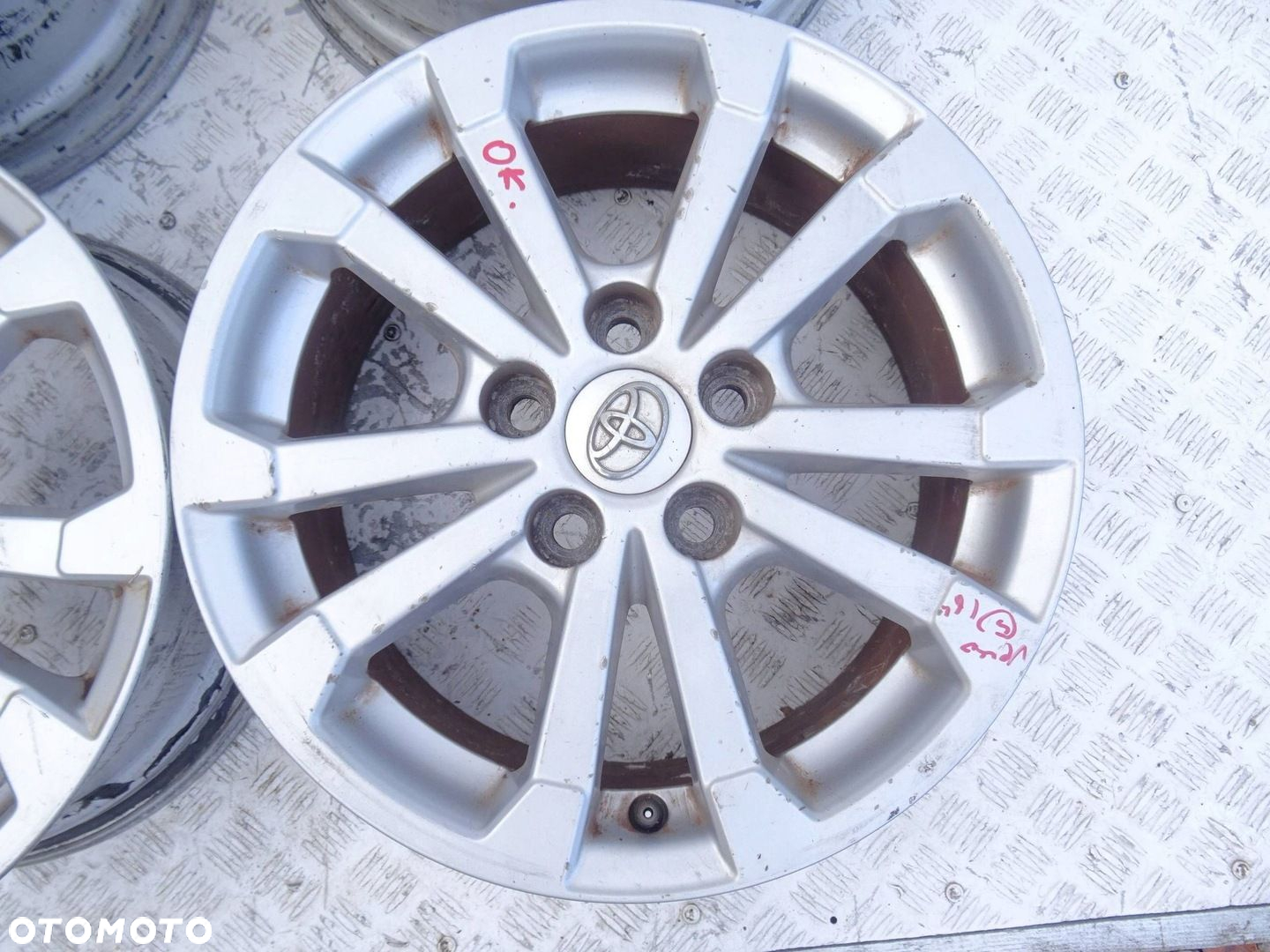 Alufelgi KPL. Toyota Verso 16" 5x114.3 ET 39 - 12