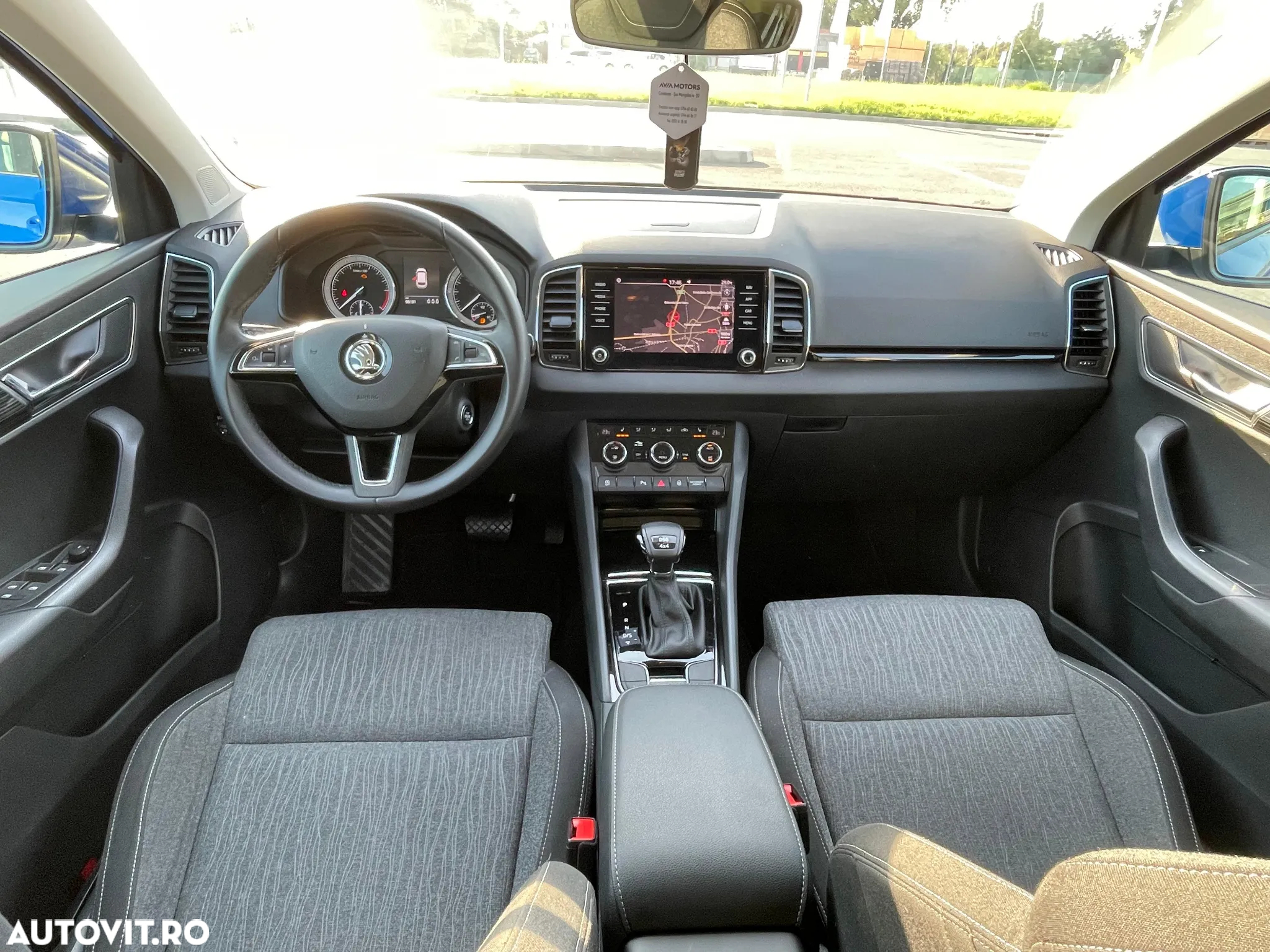 Skoda Karoq 2.0 TDI SCR 4x4 DSG Ambition - 10