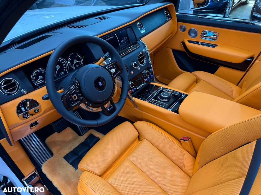 Rolls-Royce Cullinan - 23