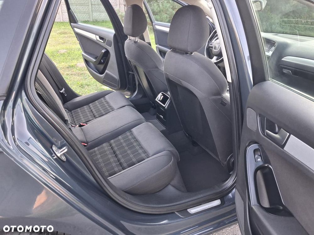 Audi A4 Avant - 22