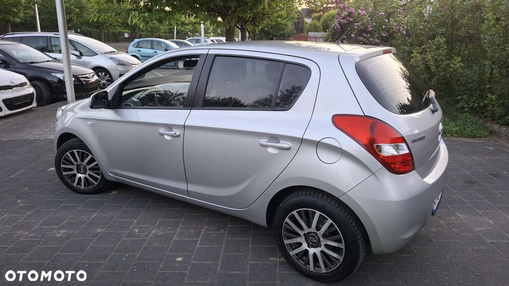 Hyundai i20 - 8